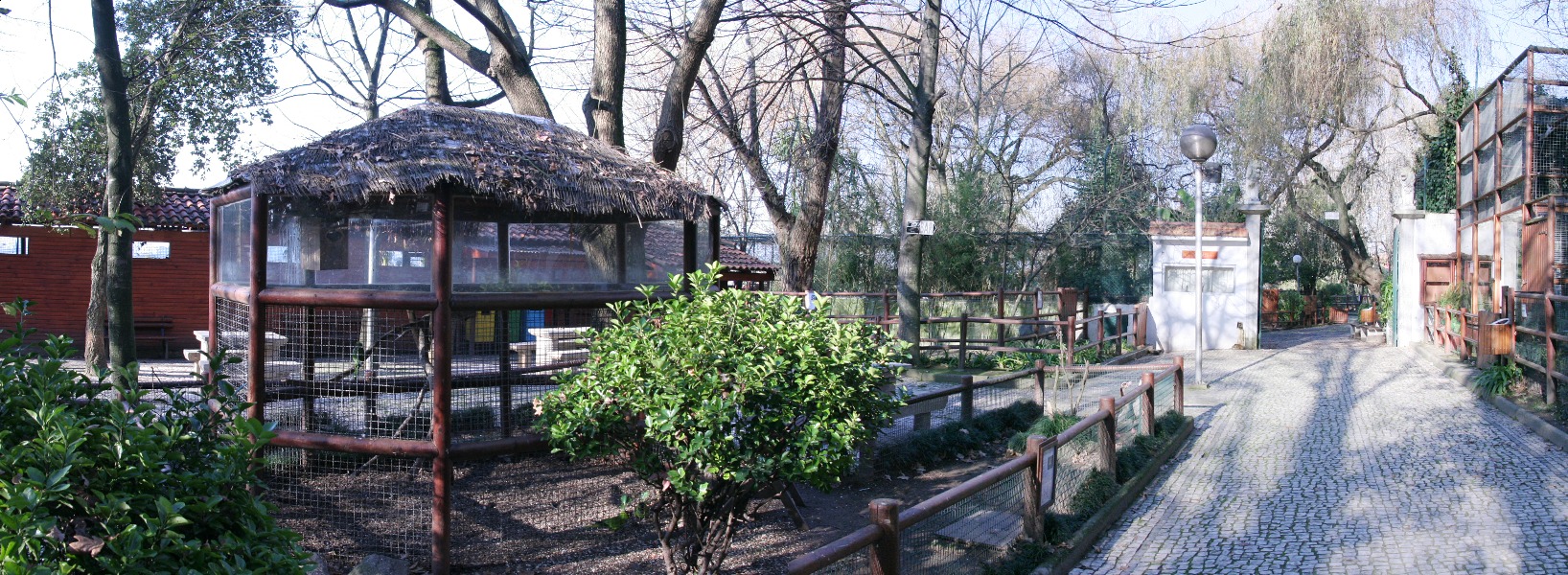 pano6.jpg - uen autre volière