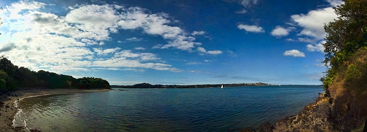 pano19.jpg - Une des criques, certaines ont une plage de sable et certaines une plage de galets